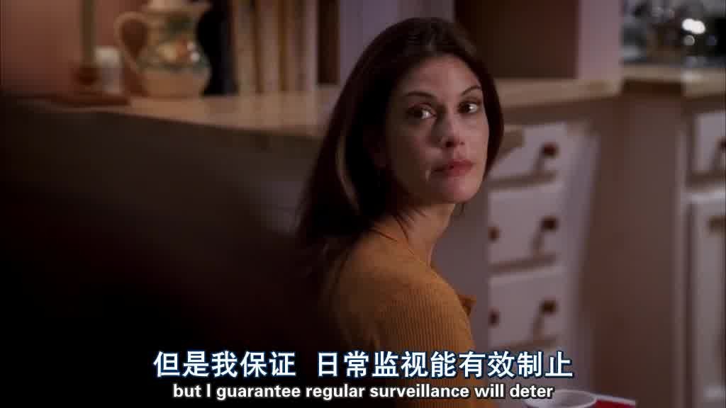 Susan watches Lynette hand out the clipboard.jpg