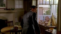 S01E07 He hears a knock on his front door, so he grabs his keys and opens the door