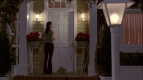 S01E01 She rings the doorbell