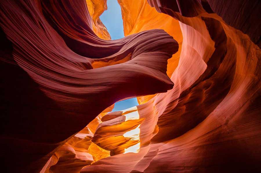 2507 Antelope_canyon_canadastock.jpg