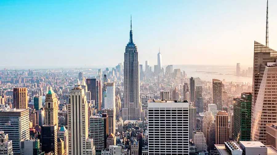 2507 The Empire State Building observation decks offer great views of NYC.jpg