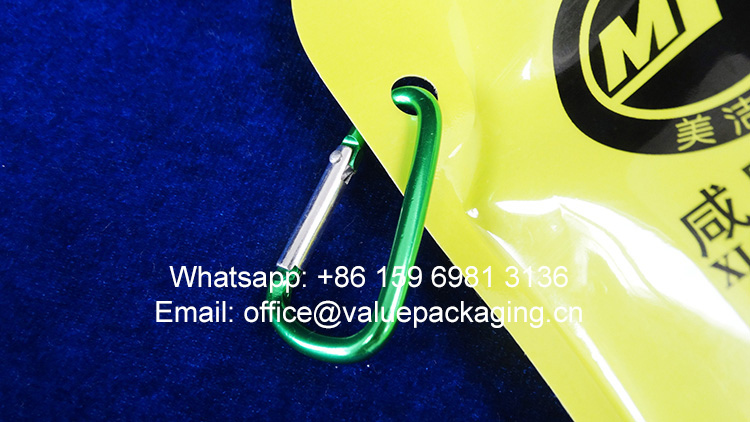 013-sports-spout-water-bag2.jpg