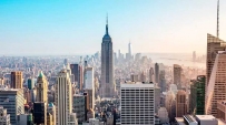 2507 The Empire State Building observation decks offer great views of NYC