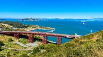2507 The Golden Gate National Recreation Area houses more than 2,000 plants and animals
