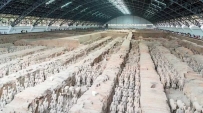 2507 The sculptures were created to be buried with Emperor Qin as his afterlife army