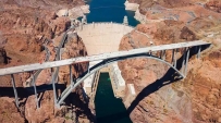 2507 The Hoover Dam is a popular landmark located between Nevada and Arizona